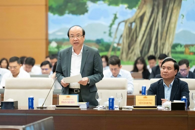 Thứ trưởng Bộ Tư pháp Phan Chí Hiếu. 183thudo3.jpg