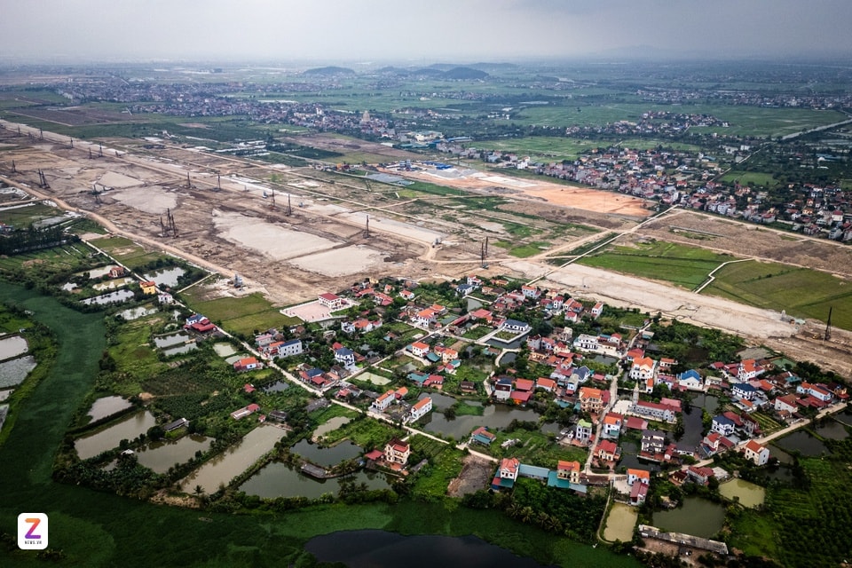 Sau 7 tháng khởi công, siêu sân bay 196.000 tỷ lớn nhất miền Bắc đang triển khai đến đâu?- Ảnh 1. Sau 7 tháng khởi công, siêu sân bay 196.000 tỷ lớn nhất miền Bắc đang triển khai đến đâu?- Ảnh 1.