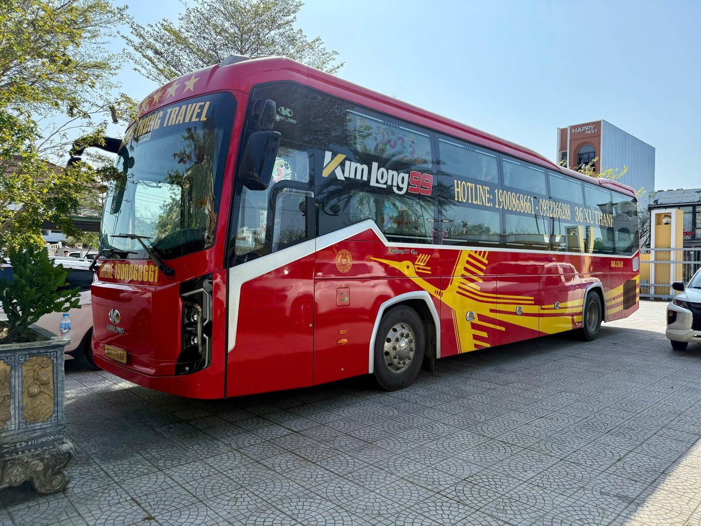Xe khách bị tước quyền sử dụng giấy chứng nhận cùng tem kiểm định vẫn hoạt động vận tải hành khách tuyến Bắc - Nam. xe-khach-vi-pham-1.jpg