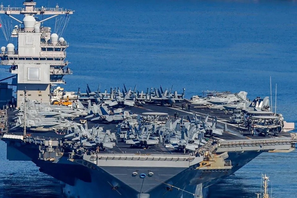 tau-san-bay.jpg