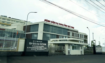Nổ hộp bánh tại bệnh viện, một người bị thương