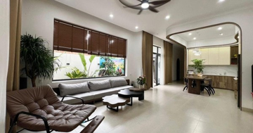 Sống trọn từng khoảnh khắc trong căn hộ phong cách tối giản và hiện đại chỉ với 600 triệu đồng
