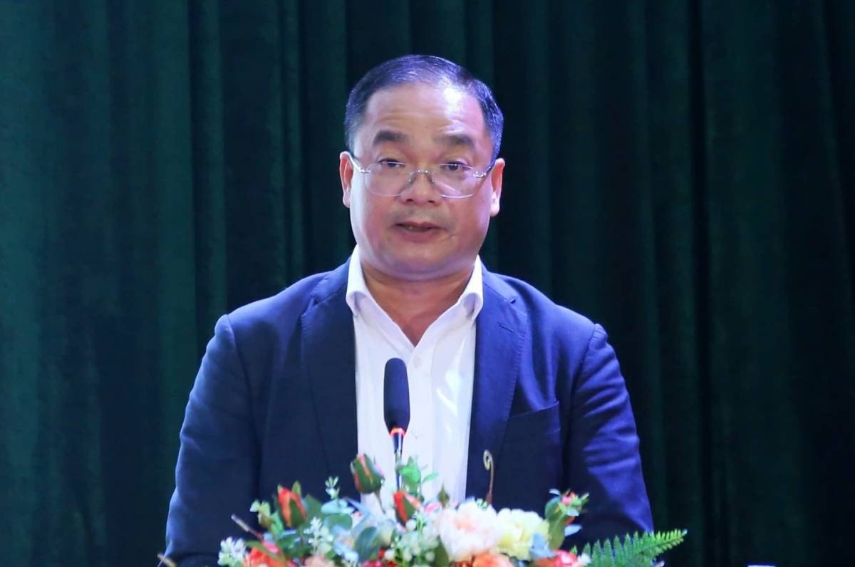 Bí thư Đảng ủy, Chủ tịch HĐND phường Đống Đa phát biểu. Ảnh: Đình Trường. tienphong-23nnv.jpg