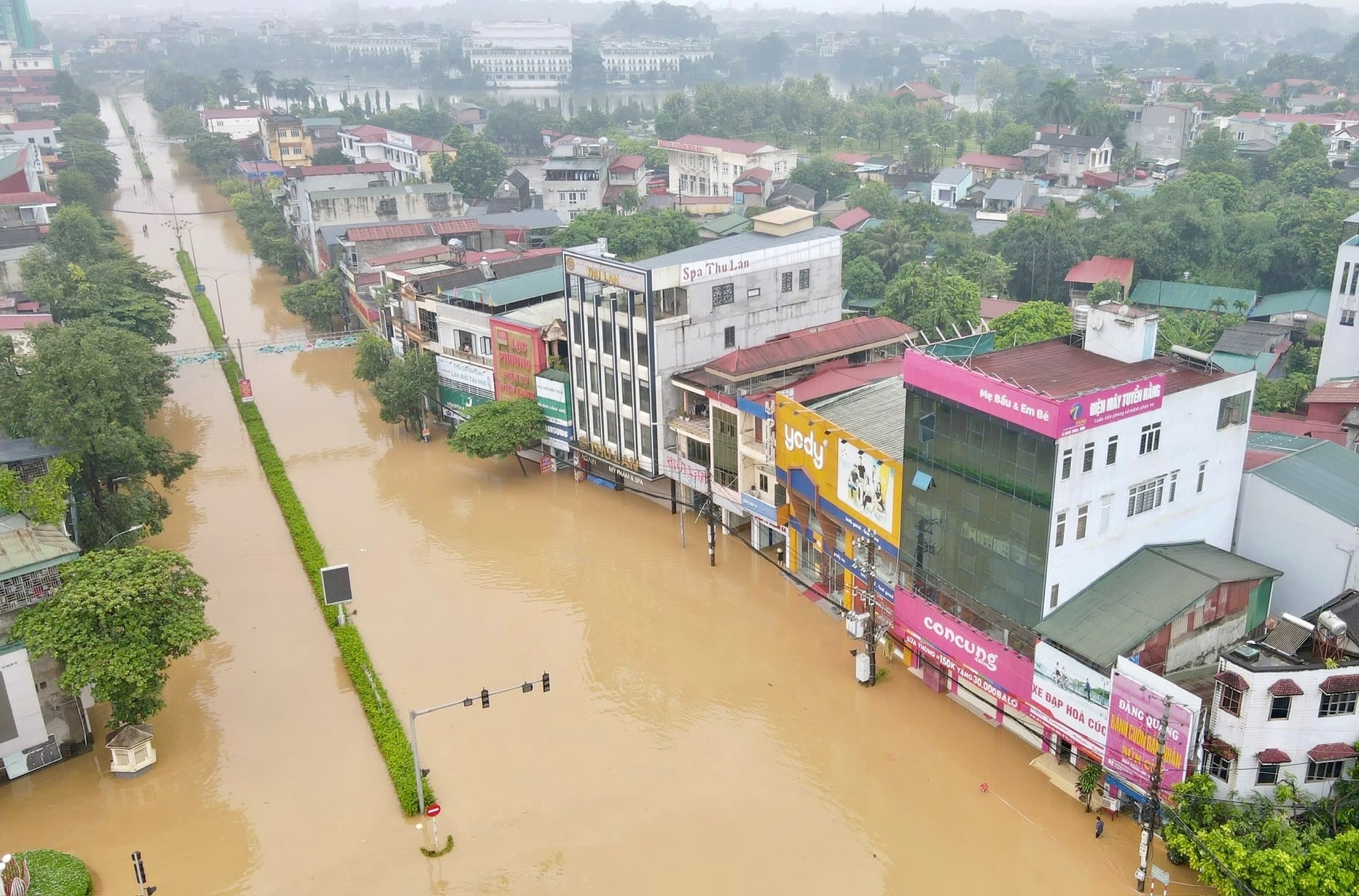 Tỉnh Lào Cai đầu tư hơn 13.000 tỷ làm dự án xử lý ngập úng ven sông Hồng. Ảnh minh họa Tỉnh Lào Cai đầu tư hơn 13.000 tỷ làm dự án xử lý ngập úng ven sông Hồng. Ảnh minh họa