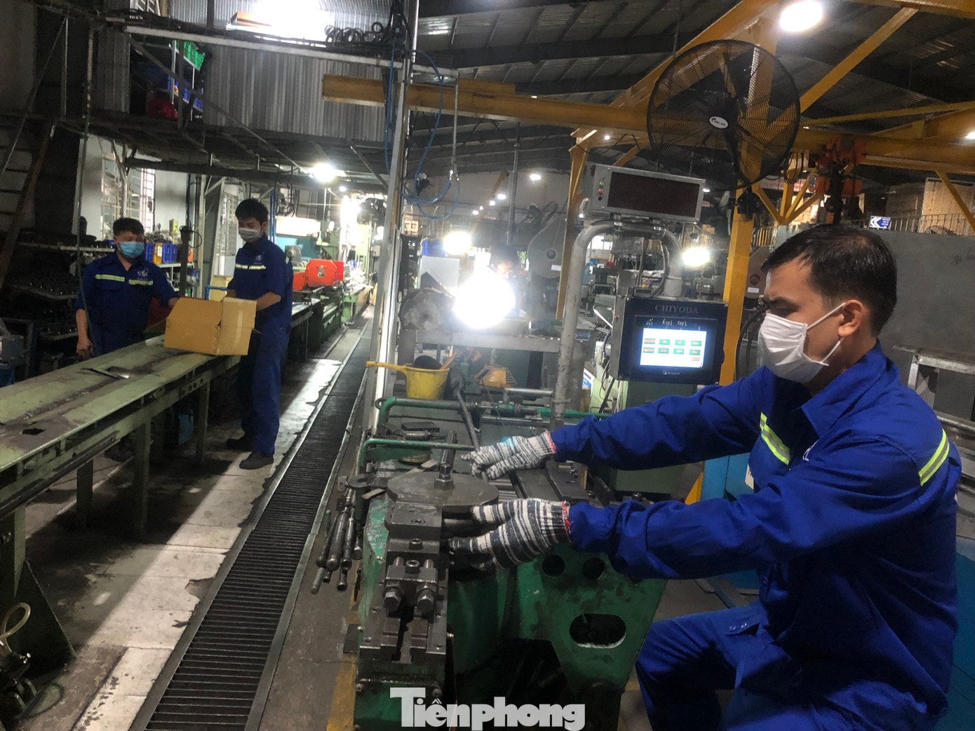 Công ty Cát Vạn Lợi cho biết, nhiều khả năng sẽ bị lùi thời hạn đơn hàng do xung đột Trung Đông. tp-xuat-khau-uyen-phuong.jpg