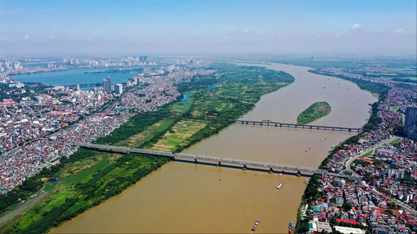 Theo nghị quyết, Hà Nội cần lấy Sông Hồng làm trục cảnh quan sinh thái - văn hóa chủ đạo. Ảnh: PV. songhong1-7776.jpg