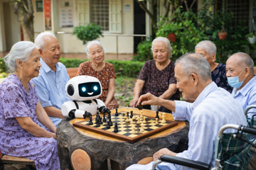 Chưa từng có trong lịch sử: Xuất hiện robot pha trà, massage, châm cứu, chơi cờ với người cao tuổi tại viện dưỡng lão