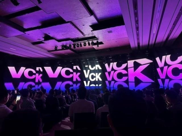 Cổ phiếu VCK xuất hiện lệnh 'cá mập' phiên ATC, giá bật tăng 3,5% ngược cú rơi của VN-Index