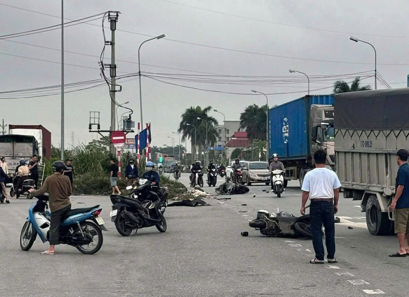Hiện trường vụ tai nạn. 33.jpg