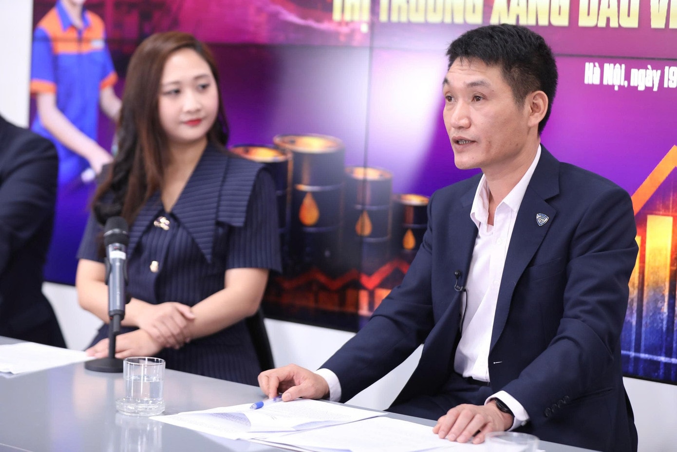 Ông Nguyễn Anh Tuấn - Trưởng phòng Dầu khí, Cục Quản lý và Phát triển thị trường trong nước, Bộ Công Thương. Ảnh: Hồng Vĩnh e2f2188dfc2b72752b3a.jpg