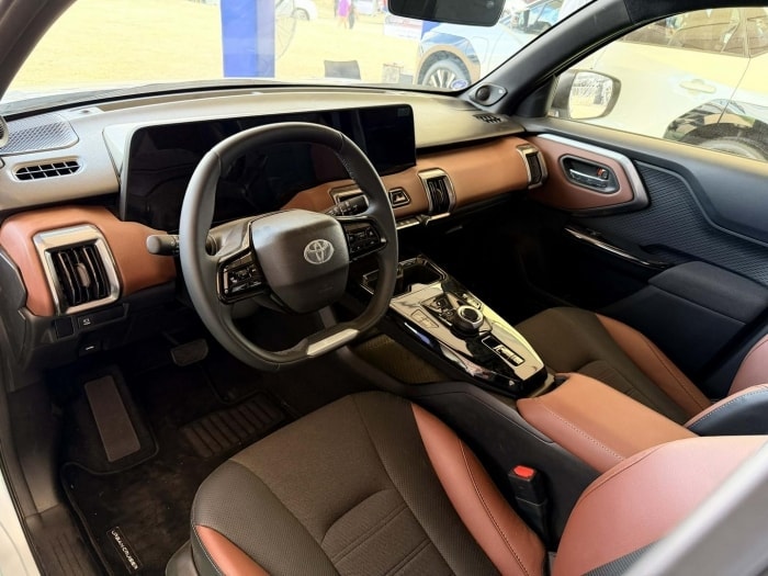 toyota-urban-cruiser-ev-04.jpg