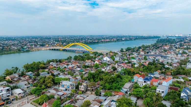 Thành phố trẻ nhất Việt Nam sắp làm sân khấu ngoài trời 1.000 chỗ, tọa lạc ngay cạnh dòng sông biểu tượng- Ảnh 1. Thành phố trẻ nhất Việt Nam sắp làm sân khấu ngoài trời 1.000 chỗ, tọa lạc ngay cạnh dòng sông biểu tượng- Ảnh 1.