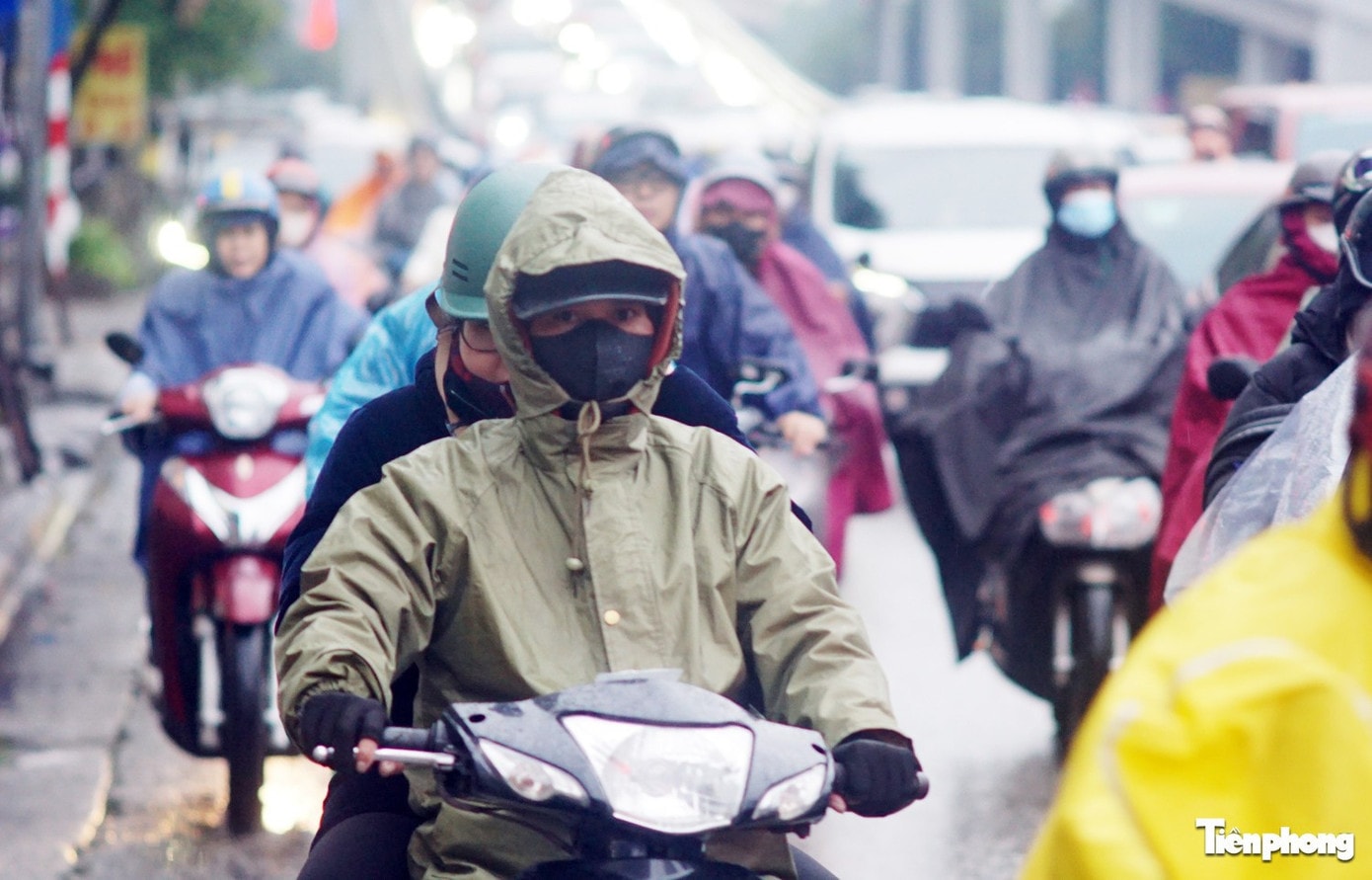 Hà Nội có thể xuất hiện mưa nhỏ trong sáng và đêm nay. image-10.jpg