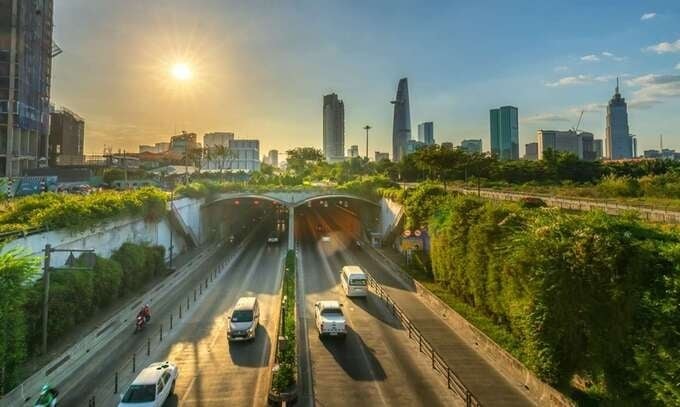 Chưa từng có trong lịch sử: Huy động 1.500 công nhân làm việc 3.000 ngày đêm, Việt Nam hoàn thành công trình dài nhất Đông Nam Á, tuổi thọ lên đến 100 năm- Ảnh 1. Chưa từng có trong lịch sử: Huy động 1.500 công nhân làm việc 3.000 ngày đêm, Việt Nam hoàn thành công trình dài nhất Đông Nam Á, tuổi thọ lên đến 100 năm- Ảnh 1.