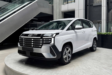 Sáng nay, Hyundai Stargazer 2026 đã về đại lý Việt: Lột xác thiết kế, giá từ 489 triệu, gây sức ép lớn lên Mitsubishi Xpander