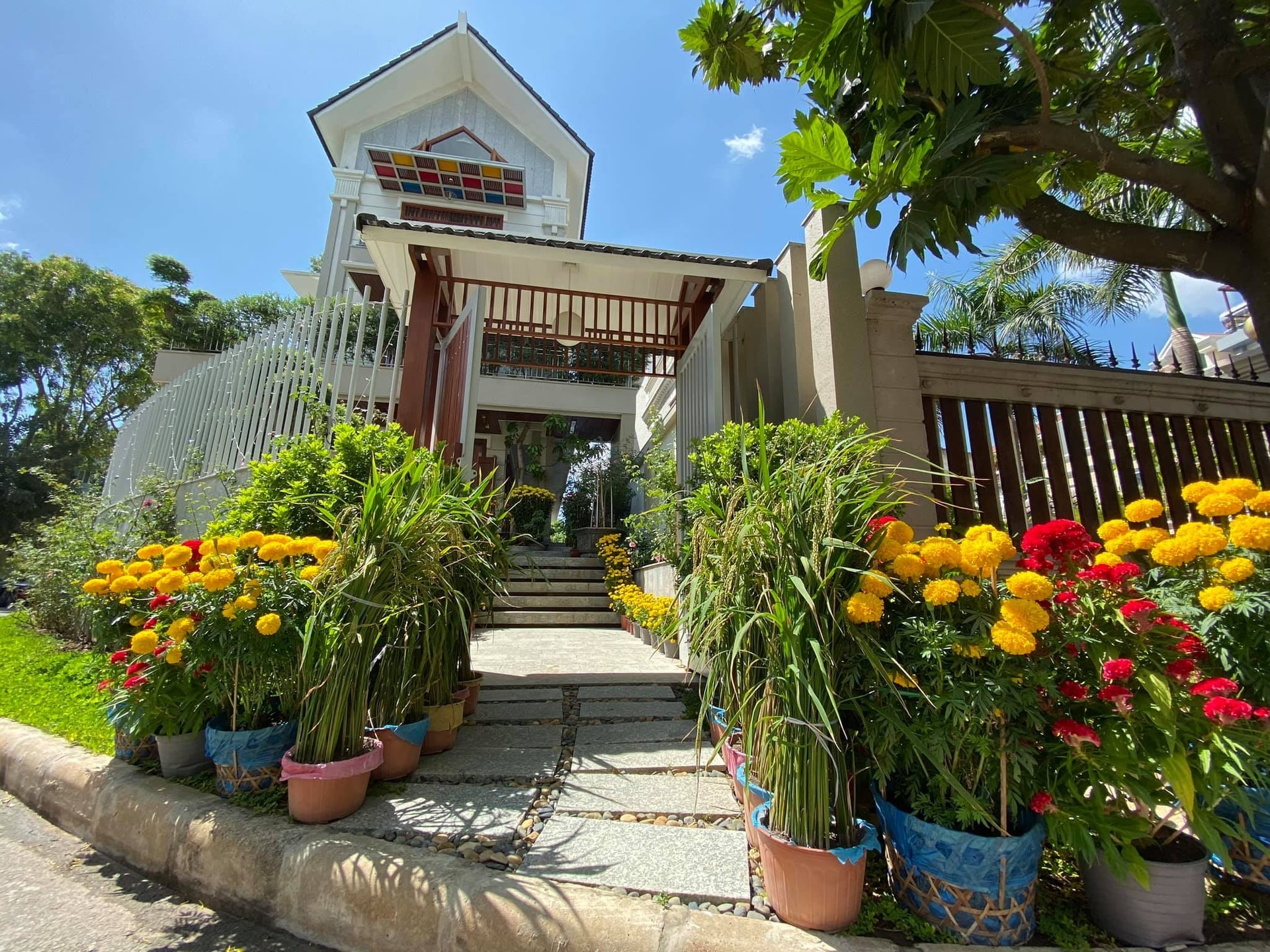 biet-thu-cua-nguyen-ngoc-tien-va-quy-binh5.jpg