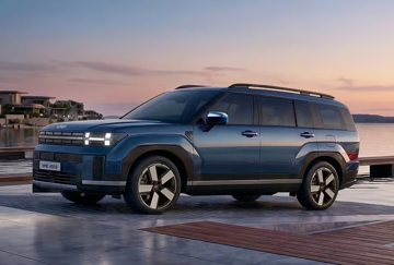 Một lít xăng chạy được 19,6 km, SUV hybrid nhập từ Việt Nam gây chú ý tại Thái Lan: Nội thất sang, công nghệ dày đặc, giá bất ngờ
