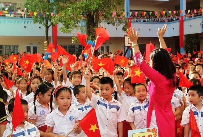 Chủ tịch UBND cấp xã được quyền tiếp nhận, điều động viên chức, giáo viên (Ảnh minh họa) 243ng.jpg