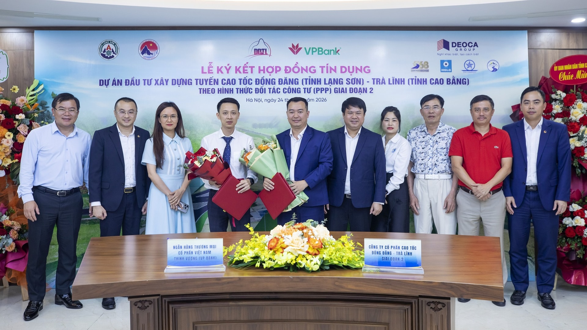 Hình ảnh tại lễ ký kết. Nguồn ảnh: Đèo Cả Hình ảnh tại lễ ký kết. Nguồn ảnh: Đèo Cả
