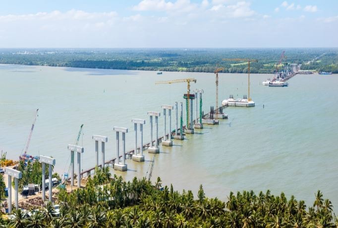 Cầu dây văng lớn thứ 2 Việt Nam, thuộc dự án 8.000 tỷ rút ngắn khoảng 80km từ miền Tây đến TP. HCM có điều chỉnh quan trọng- Ảnh 1. Cầu dây văng lớn thứ 2 Việt Nam, thuộc dự án 8.000 tỷ rút ngắn khoảng 80km từ miền Tây đến TP. HCM có điều chỉnh quan trọng- Ảnh 1.