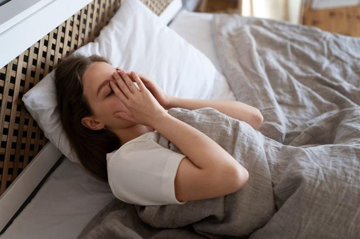 Bác sĩ cảnh báo: Những triệu chứng tưởng do stress lại là dấu hiệu ung thư, nhiều người trẻ bàng hoàng khi phát hiện bệnh