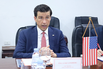 Hoa Kỳ bày tỏ quan tâm đặc biệt xuất khẩu nguyên liệu 'tối quan trọng' sản xuất xăng E10 vào Việt Nam