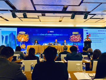 [Live] ĐHĐCĐ MBS: Đặt mục tiêu Top 5 CTCK lớn nhất, lợi nhuận hơn 1.800 tỷ đồng
