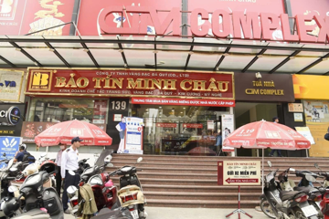 Nóng: Bảo Tín Minh Châu lên tiếng ngay trong đêm về việc tạm dừng giao dịch hàng loạt cửa hàng