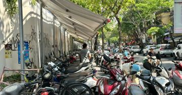 Vỉa hè Đà Nẵng trước giờ cấm kinh doanh buôn bán