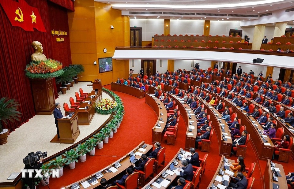 Tổng Bí thư Tô Lâm phát biểu tại phiên bế mạc Hội nghị Trung ương 2 khóa XIV. Ảnh: TTXVN. tienphong-253bemac4.jpg
