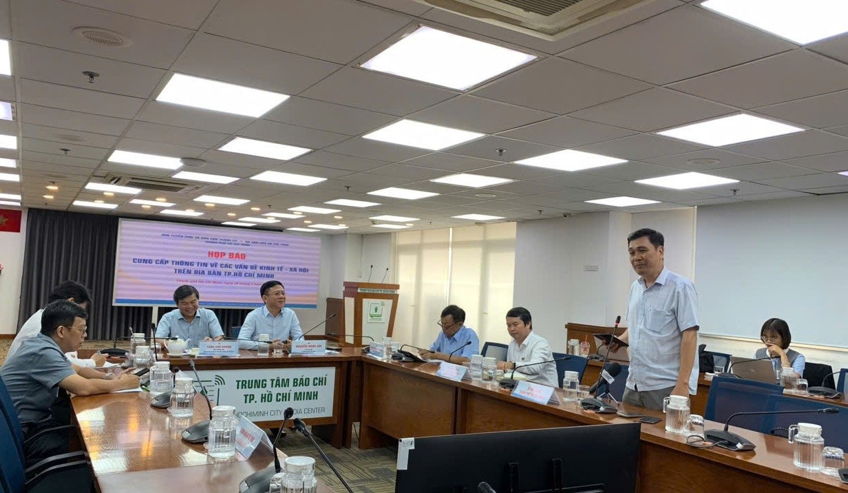 TP.HCM nói gì về thông tin cấm xe bán tải vào nội đô? - Ảnh 1.
