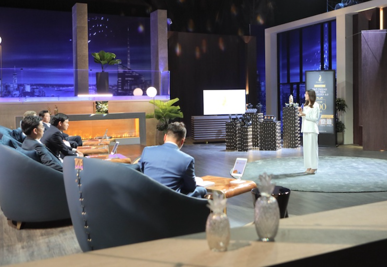 Nữ CEO bị bắt cùng nhà sáng lập sàn tiền số ONUS là ai? - Ảnh 2.