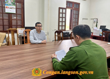 Công an bất ngờ kiểm tra một văn phòng luật, bắt quả tang Luật sư Lê Văn Sơn đang thực hiện hành vi vi phạm