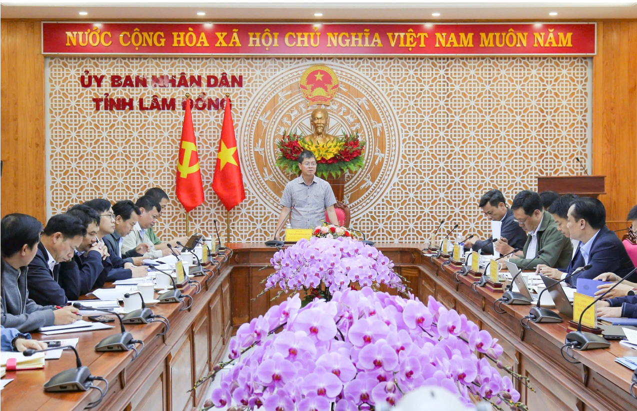 Lãnh đạo tỉnh vào cuộc, cao tốc 18.000 tỷ giúp rút ngắn quãng đường Đà Lạt - TP. HCM được gỡ khó- Ảnh 1. Lãnh đạo tỉnh vào cuộc, cao tốc 18.000 tỷ giúp rút ngắn quãng đường Đà Lạt - TP. HCM được gỡ khó- Ảnh 1.