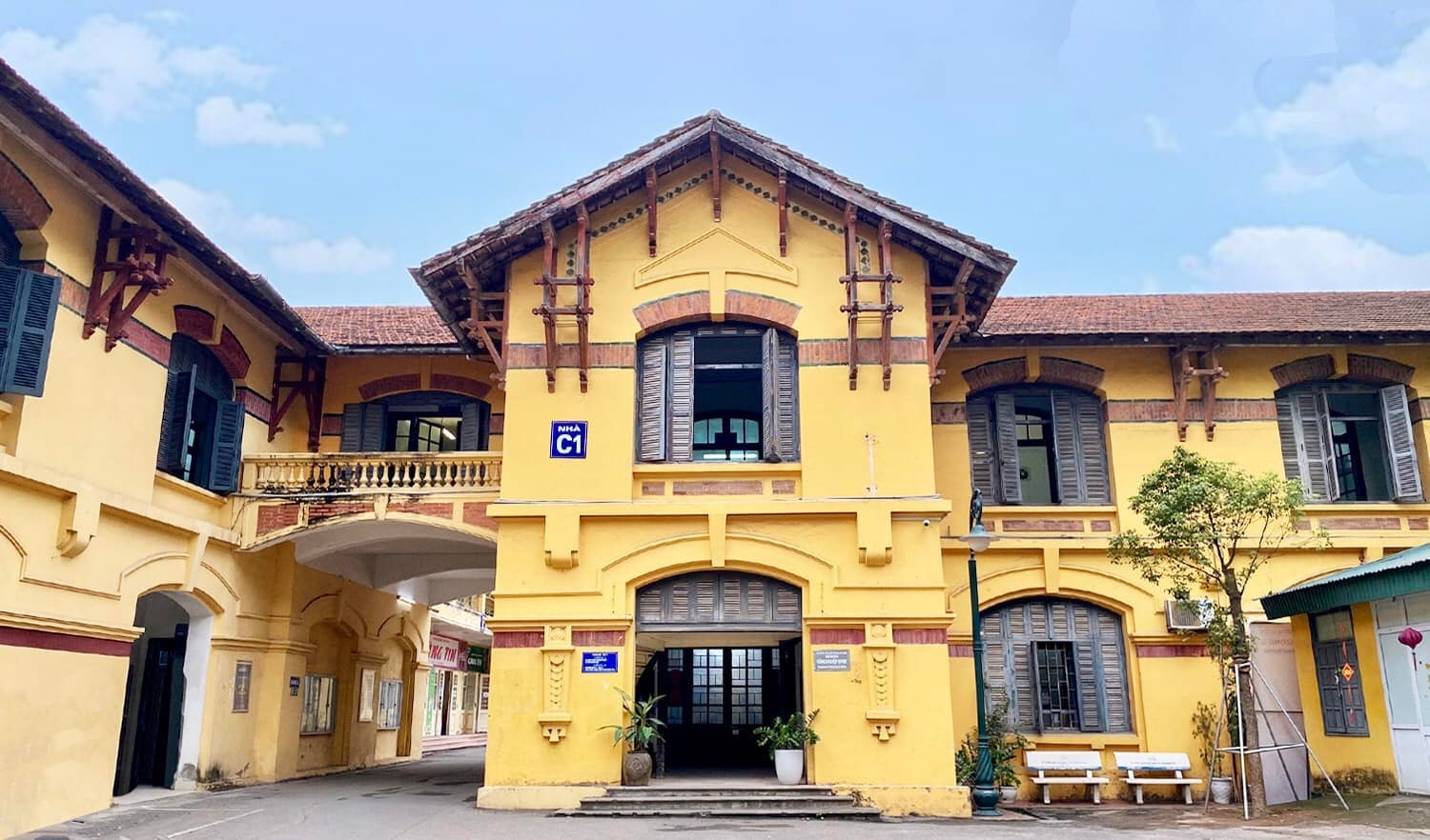 Đề xuất không chuyển trường đại học lâu đời nhất Việt Nam thành bảo tàng - Ảnh 1.