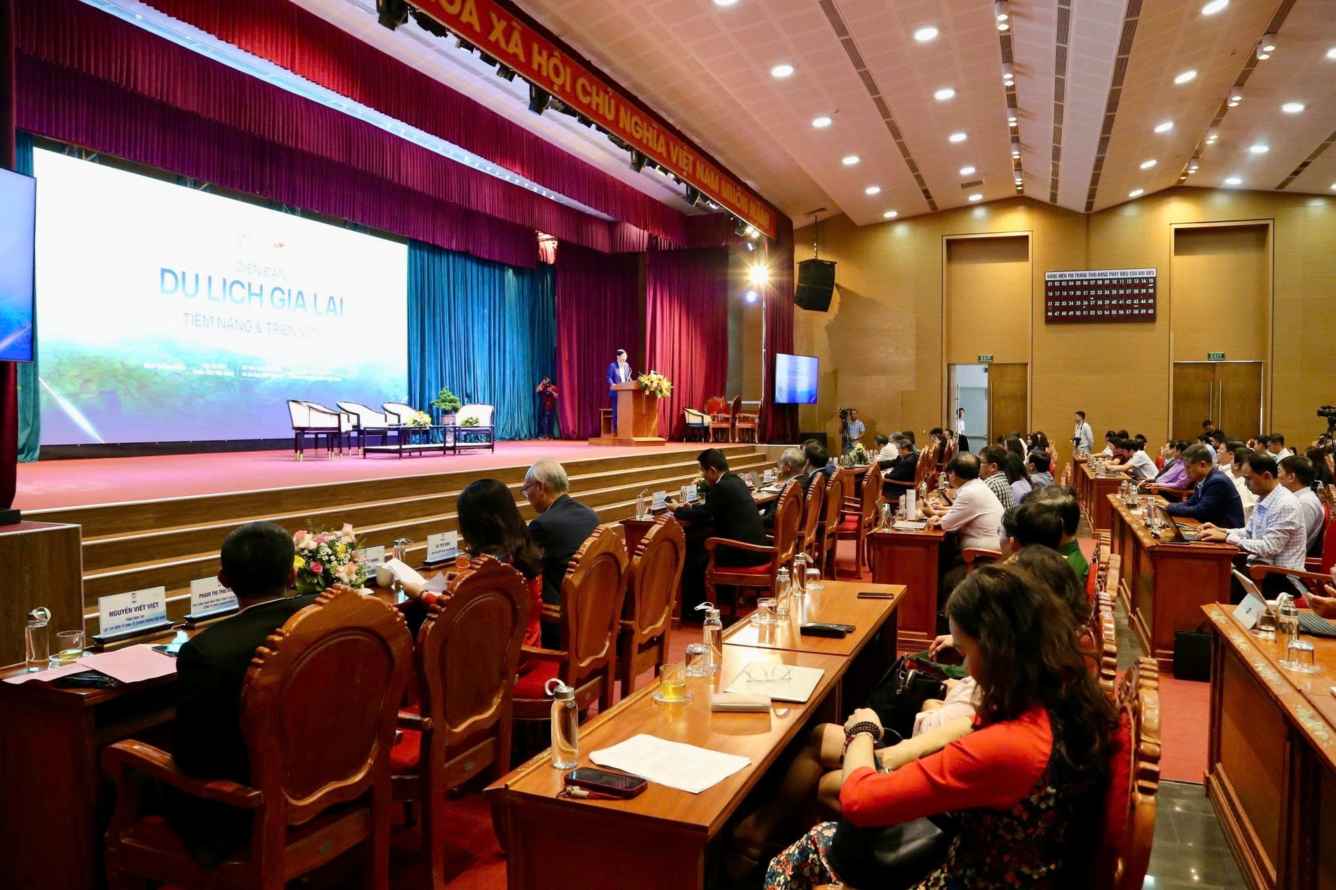 z7664071467980_08e5bc7fd665aadf9bbc564272d5b711.jpg