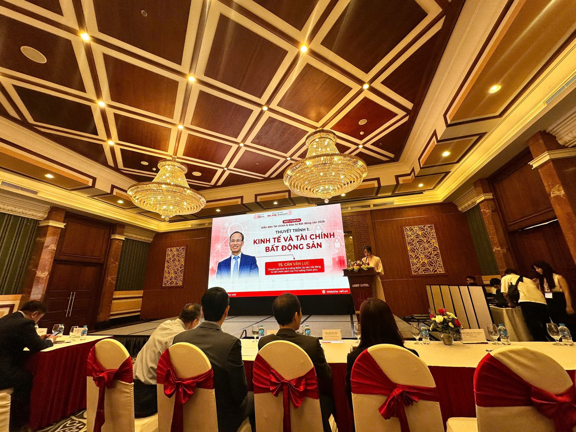 Bất động sản 2026: Cơ hội phục hồi trong 'vùng nhiễu' của lãi suất, địa chính trị và giá nhà leo thang- Ảnh 2. Bất động sản 2026: Cơ hội phục hồi trong 'vùng nhiễu' của lãi suất, địa chính trị và giá nhà leo thang- Ảnh 2.