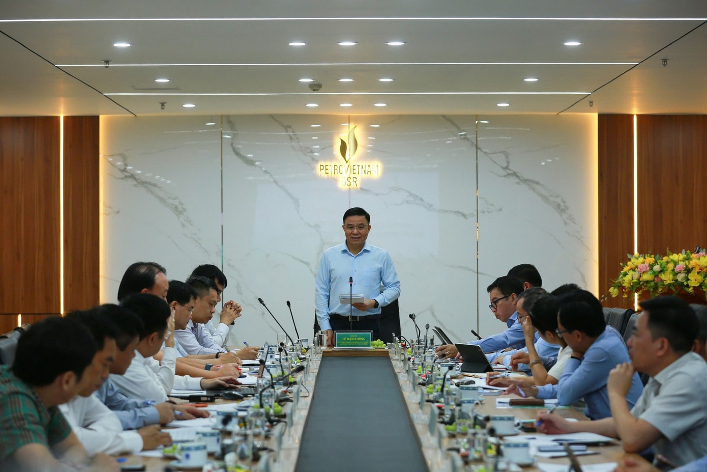 Quyền Bộ trưởng Bộ Công Thương Lê Mạnh Hùng phát biểu tại buổi làm việc với <a style='text-decoration: none;' href='/BSR'>BSR</a>. 4255663416083299311-1.jpg