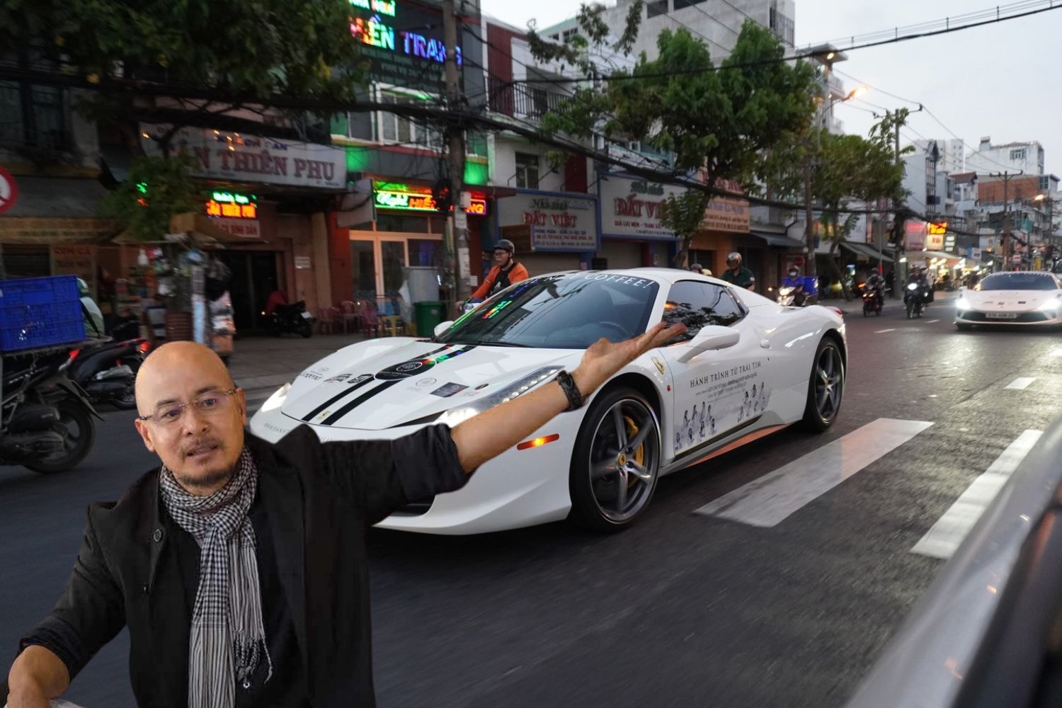 dan-xe-dang-le-nguyen-vu.jpg