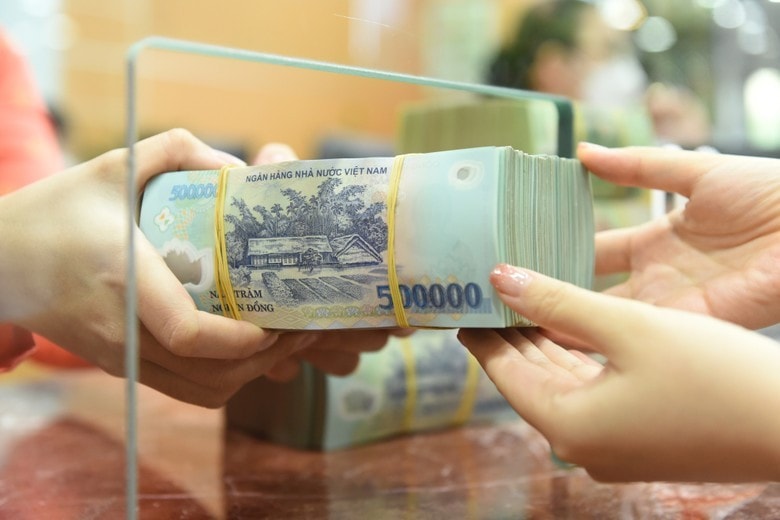 Lãi suất huy động tăng khiến lãi suất cho vay tăng theo. ls.jpg