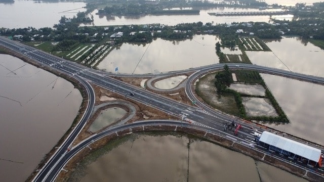 Sắp tái vận hành cao tốc hơn 73km kết nối các tỉnh thành Đồng bằng sông Cửu Long- Ảnh 1. Sắp tái vận hành cao tốc hơn 73km kết nối các tỉnh thành Đồng bằng sông Cửu Long- Ảnh 1.