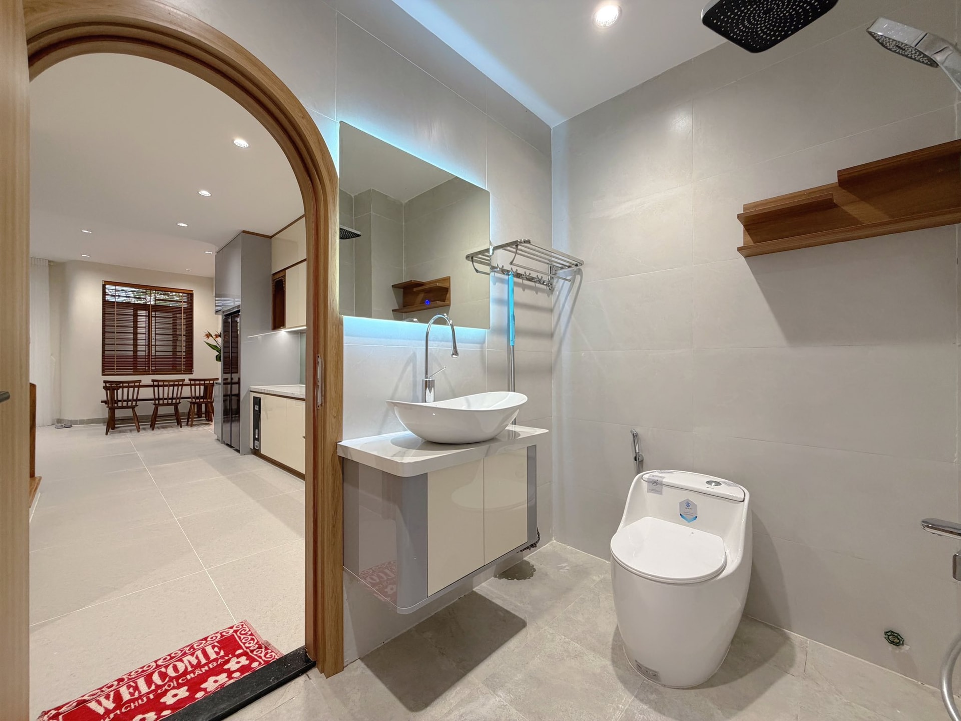 Sống trọn trong tổ ấm hiện đại tối giản: 181m2 đủ đầy cho gia đình nhiều thế hệ- Ảnh 5. Sống trọn trong tổ ấm hiện đại tối giản: 181m2 đủ đầy cho gia đình nhiều thế hệ- Ảnh 5.