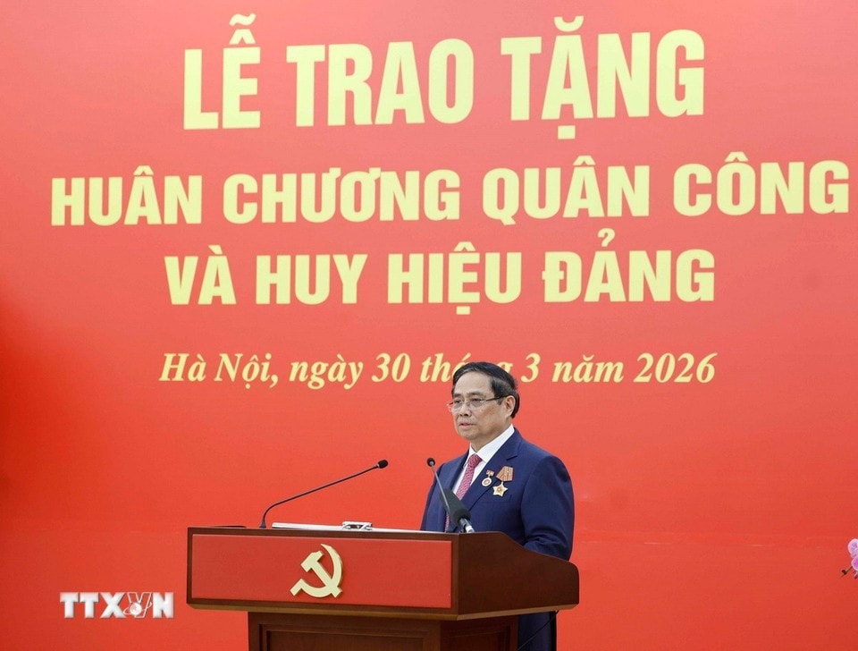 Thủ tướng Phạm Minh Chính nhận Huân chương Quân công hạng Nhất - Ảnh 6.