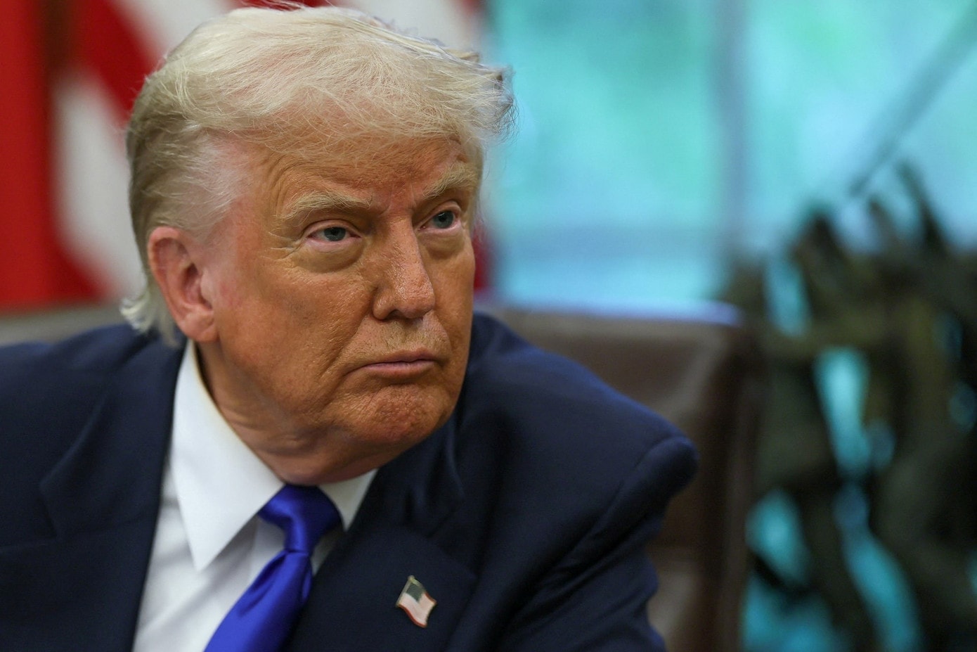 Tổng thống Mỹ Donald Trump. (Ảnh: Reuters) Mỹ cân nhắc tiến hành chiến dịch quân sự thu giữ uranium từ Iran - Ảnh 1.