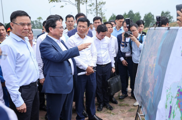 Thủ tướng thị sát nhà máy lọc dầu 9 tỷ USD, ra chỉ đạo nóng về nguồn cung xăng dầu
