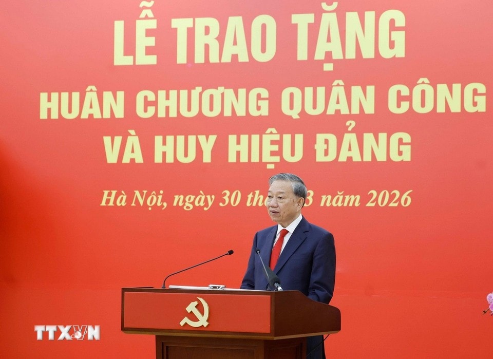 Thủ tướng Phạm Minh Chính nhận Huân chương Quân công hạng Nhất - Ảnh 3.