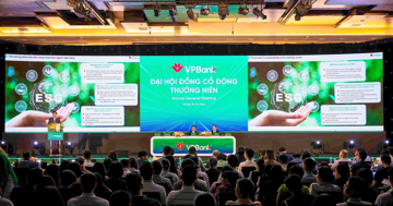 VPBank (VPB) có 83.000 cổ đông và hơn 30 triệu khách hàng