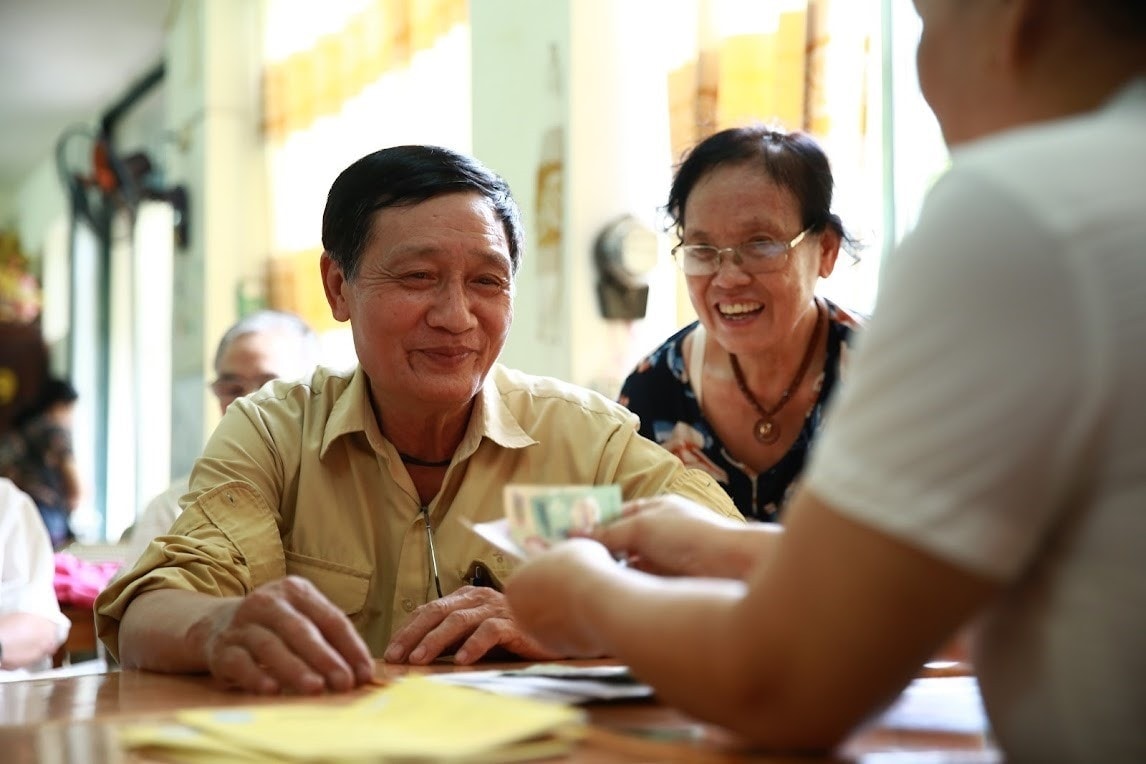 Tuổi nghỉ hưu theo lộ trình sẽ đạt 62 tuổi với lao động nam vào năm 2028 và 60 tuổi với lao động nữ vào năm 2035. Ảnh: Internet