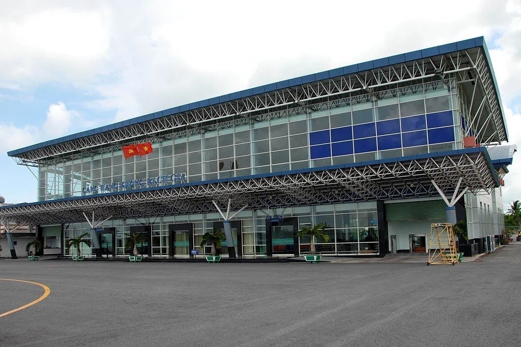 Công ty TNHH Mặt Trời Phú Quốc sẽ tài trợ sản phẩm Quy hoạch Cảng hàng không Rạch Giá thời kỳ 2021-2030, tầm nhìn đến năm 2050. Nguồn ảnh: Internet Công ty TNHH Mặt Trời Phú Quốc sẽ tài trợ sản phẩm Quy hoạch Cảng hàng không Rạch Giá thời kỳ 2021-2030, tầm nhìn đến năm 2050. Nguồn ảnh: Internet