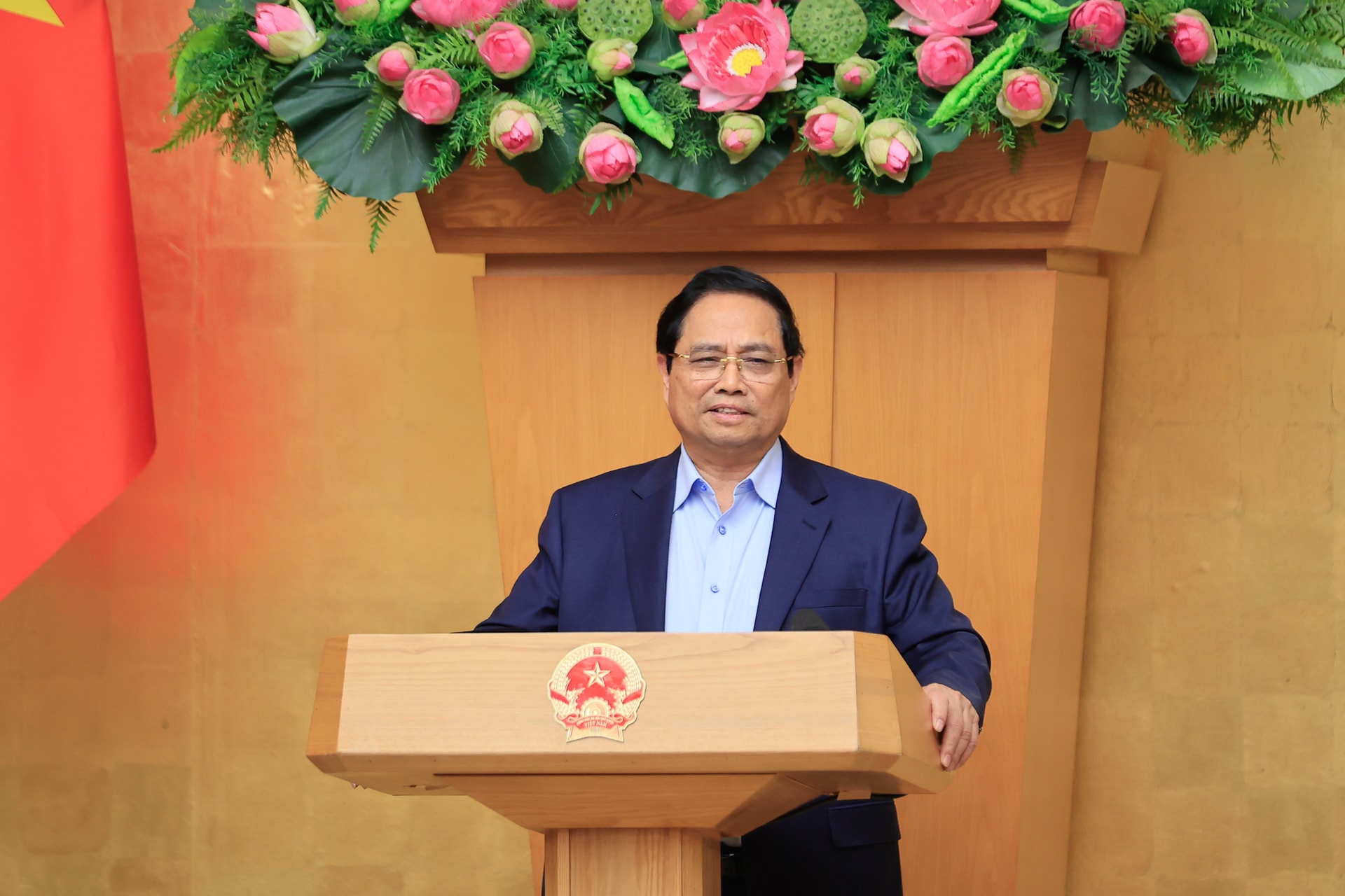 Thủ tướng: Xây dựng các kịch bản điều hành phù hợp tình hình mới, kiên định mục tiêu tăng trưởng từ 10% trở lên- Ảnh 1. Thủ tướng: Xây dựng các kịch bản điều hành phù hợp tình hình mới, kiên định mục tiêu tăng trưởng từ 10% trở lên- Ảnh 1.